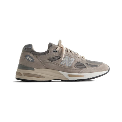 Kith 101 & New Balance 991v2 Moonrock