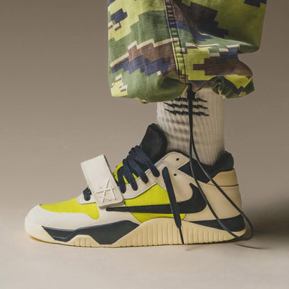 Nike Travis Scott x Jordan Jumpman Jack Bright Cactus