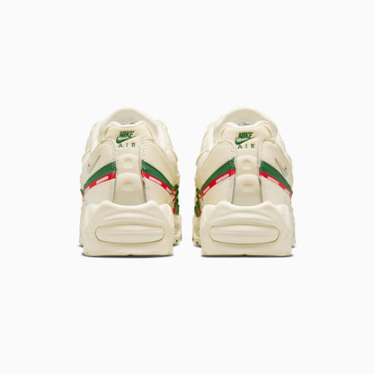 Nike Air Max 95 x Undefeated Sail